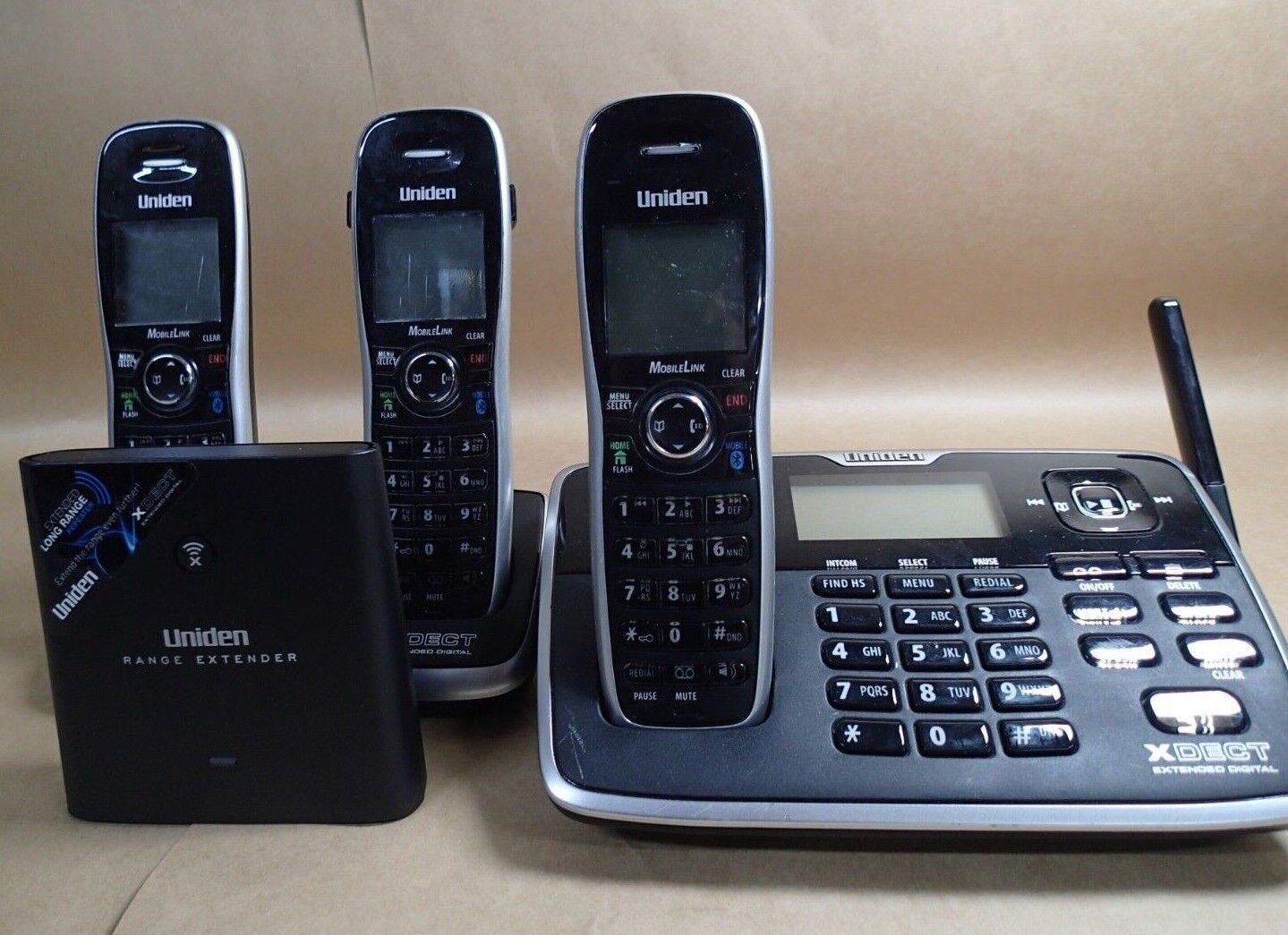 Uniden XDECT 8155 + 2 Cordless Phone System with Extended Long Range